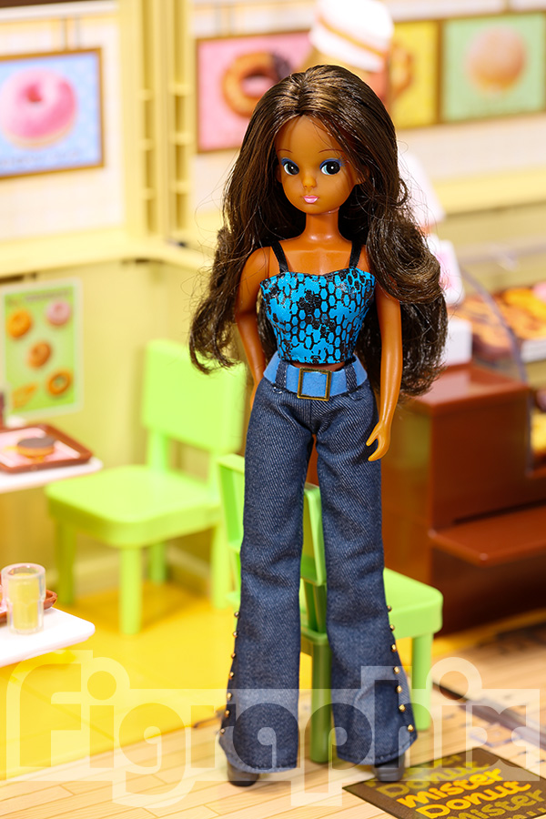 NEO LICCA 2個 ミスド集合で】NEO LICCA【第二弾】 | talkin' in the sleep