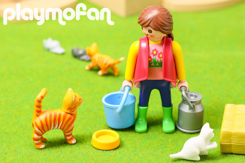 playmobil 6139 Woman with Cat Family