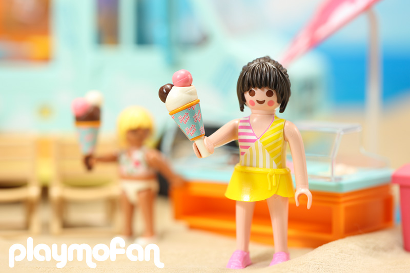 playmobil 71904 Ice Cream Truck with Surf Shop