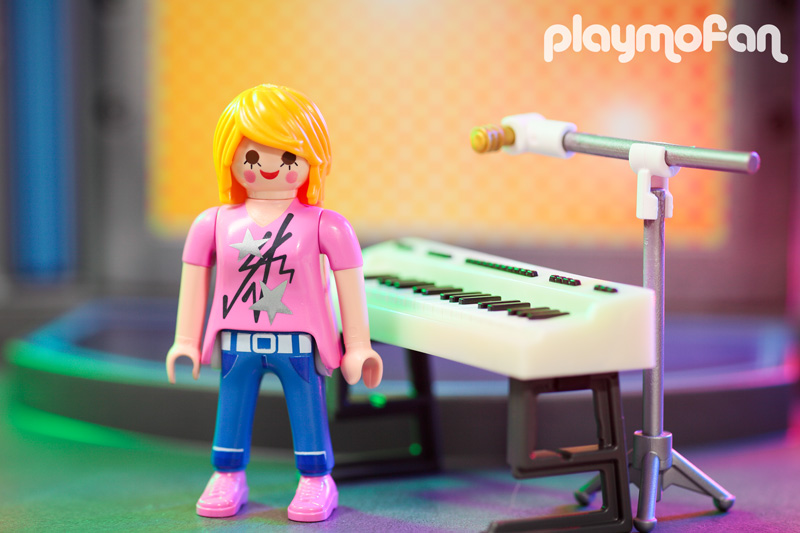  playmobil 9095 Singer with Keyboard 