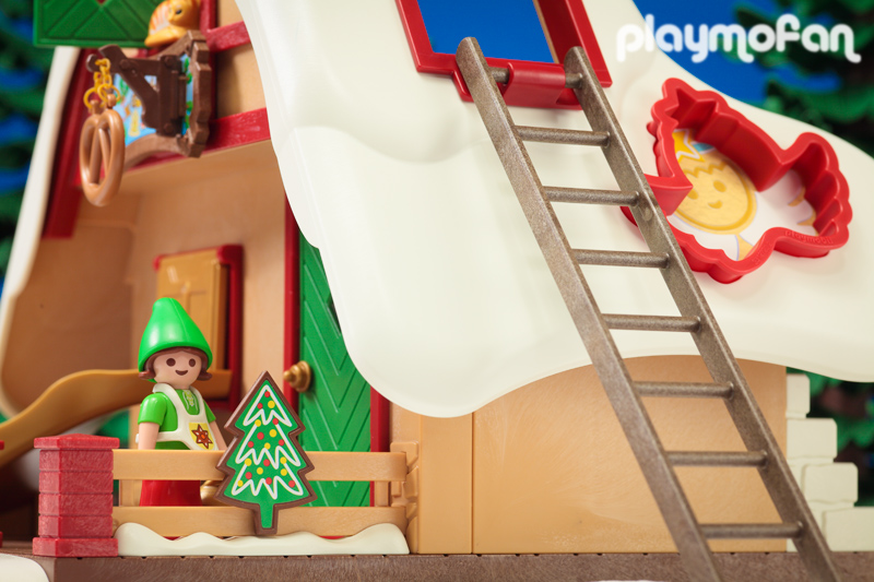playmobil 9493 Christmas Bakery with Cookie Cutters
